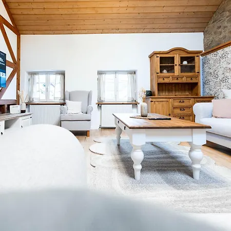 Vakantiehuis Charmantes Haus In Wlan Smart Parken Quiddelbach