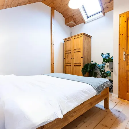 別荘 Charmantes Haus In Wlan Smart Parken Quiddelbach