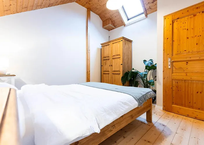 Ferienhaus Charmantes Haus In Wlan Smart Parken Quiddelbach