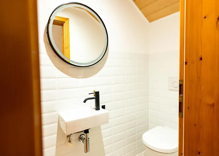 Ferienhaus Charmantes Haus In Wlan Smart Parken *